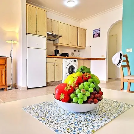 Flat Golden Sands, 1 Bedroom, Livingroom, Fast Internet, Balcony 아파트 *