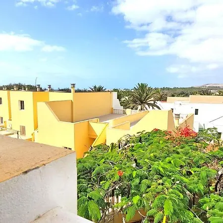 Golden With Balcony And Wifi *